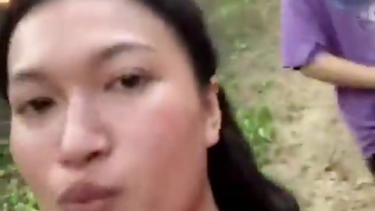 Ibu tiri vs anak tiri main di ladang kebun sawit